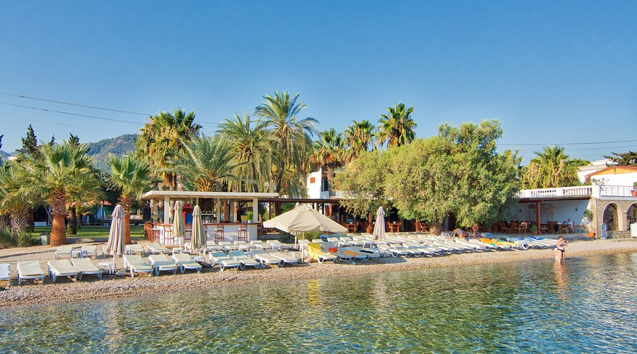 Selvi Beach Hotel rent a car