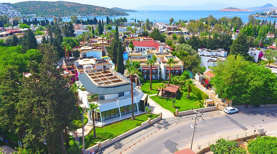 Smartline Bitez Garden Life rent a car