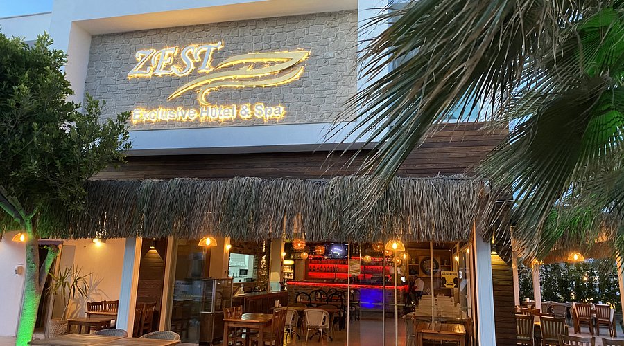 Zest Exclusive Hotel Spa rent a car