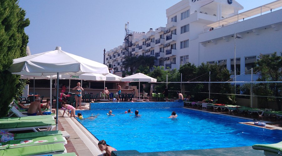 Berk Hotel Resort rent a car