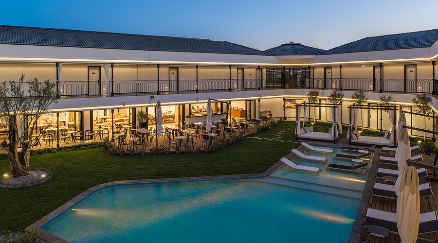 Mola Cunda Hotel rent a car