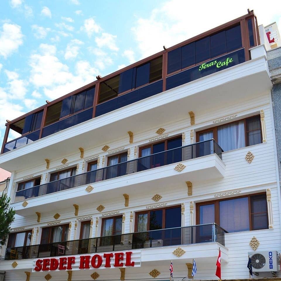 Sedef Hotel rent a car