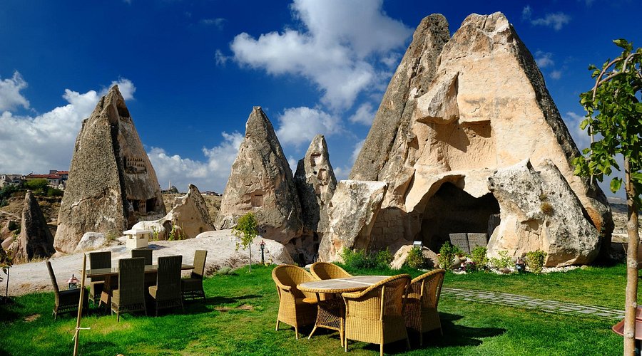 Anatelein Boutique Hotel rent a car