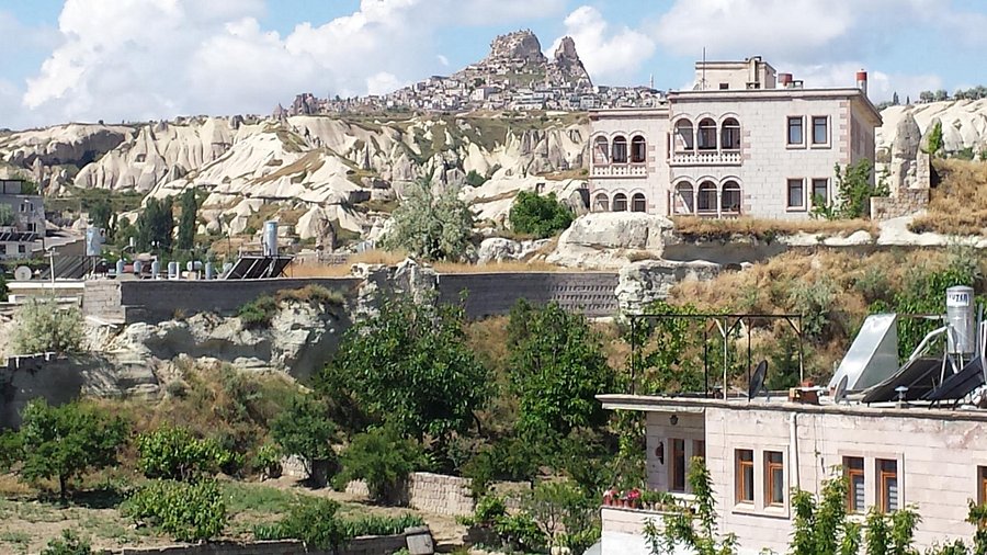 Central Stone House rent a car