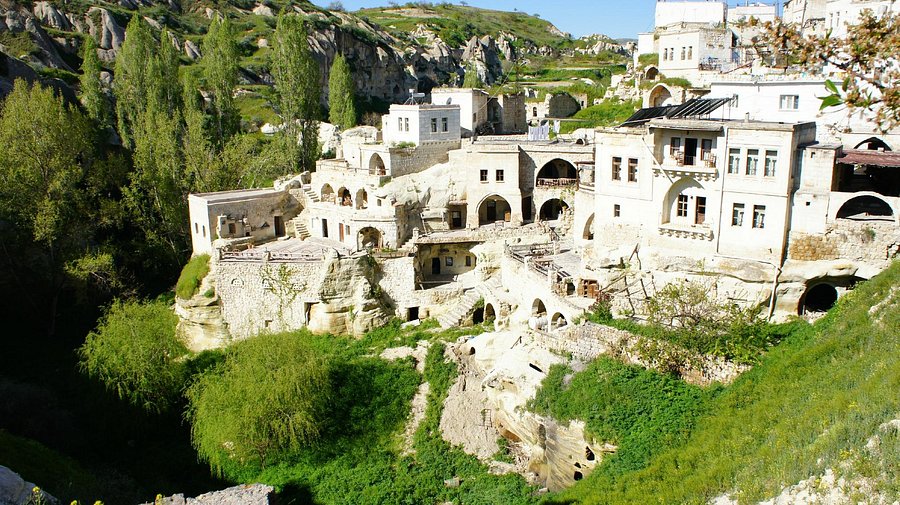 Chez Nazim Hotel rent a car