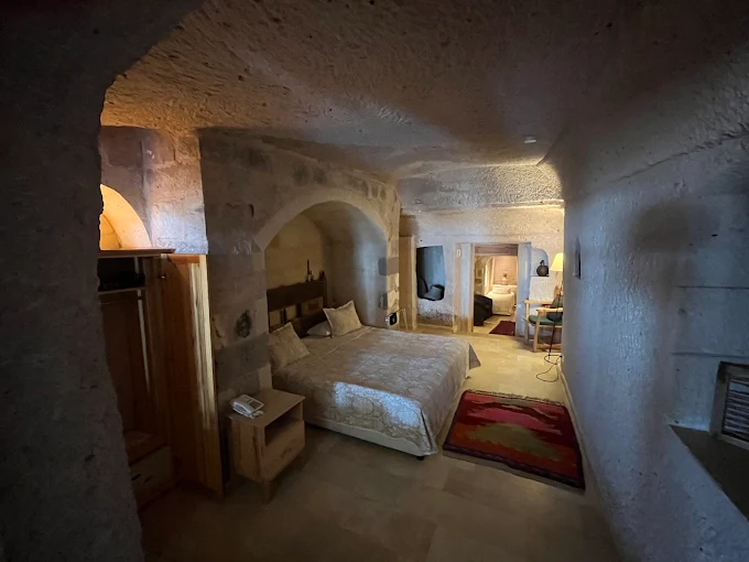 Kistar Hotel rent a car