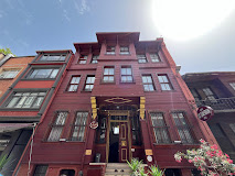 Le Safran Suite rent a car