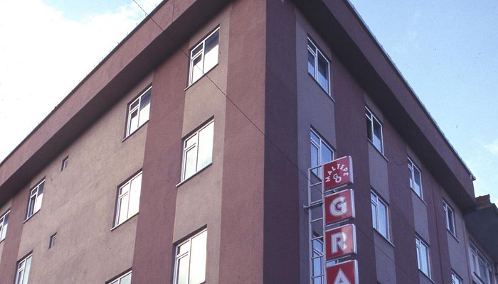 Maltepe Grand Hotel rent a car