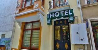 Taxim Umut Hotel rent a car