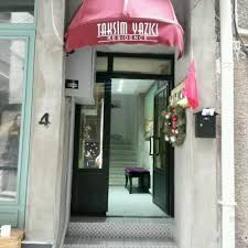 Taksim Yazici Residence rent a car